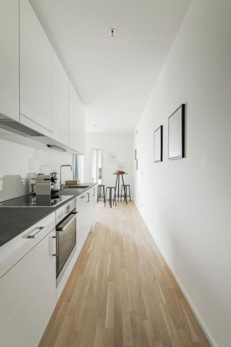 City Sky Studio Mit Balkon Vienne Extérieur photo