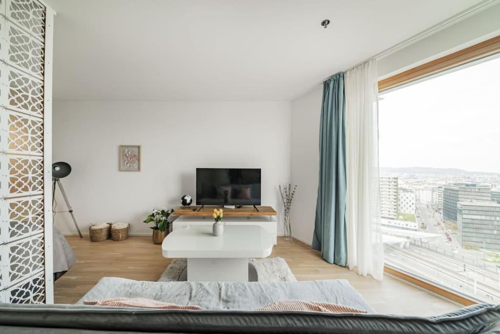 City Sky Studio Mit Balkon Vienne Extérieur photo