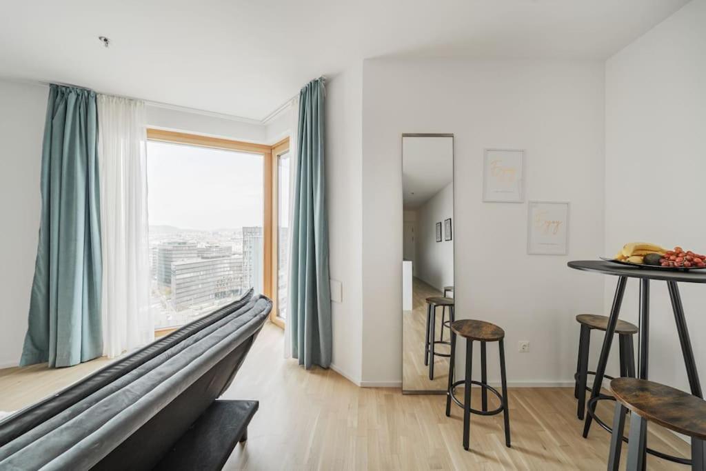 City Sky Studio Mit Balkon Vienne Extérieur photo